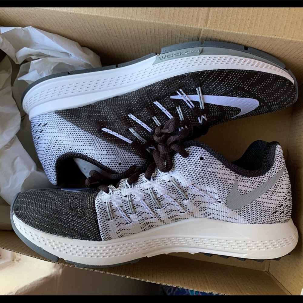 NIKE WOMENS AIR ZOOM ELITE